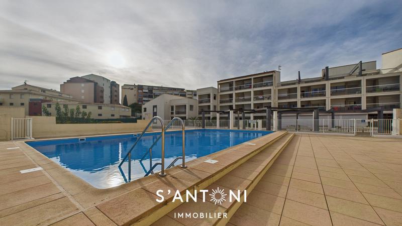 Studio - 25 m² - 1 pièce