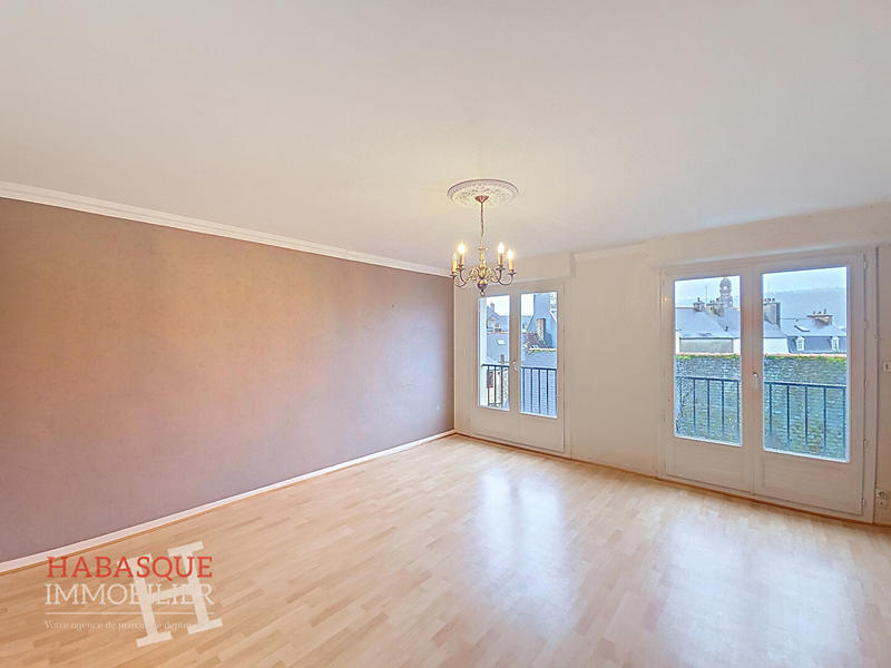 Appartement - 83 m² - 3 pièces