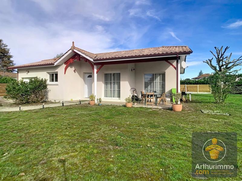 Maison - 97 m² - 4 pièces