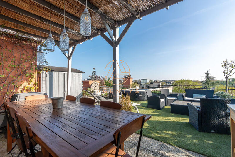 Appartement - 121 m² - 4 pièces