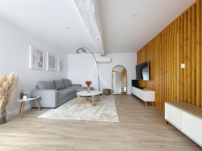 Maison - 90 m² - 3 pièces