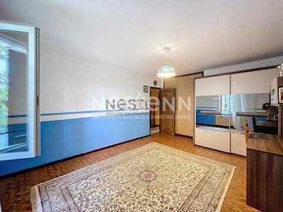 Maison - 213 m² - 7 pièces