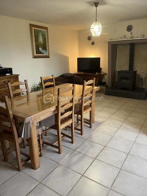 Maison - 153 m² - 7 pièces