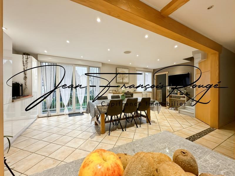 Maison - 141 m² - 6 pièces