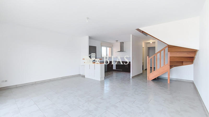 Appartement - 90 m² - 4 pièces