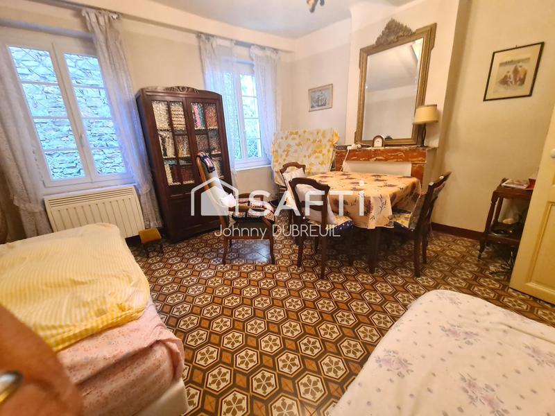 Maison de village - 100 m² - 4 pièces