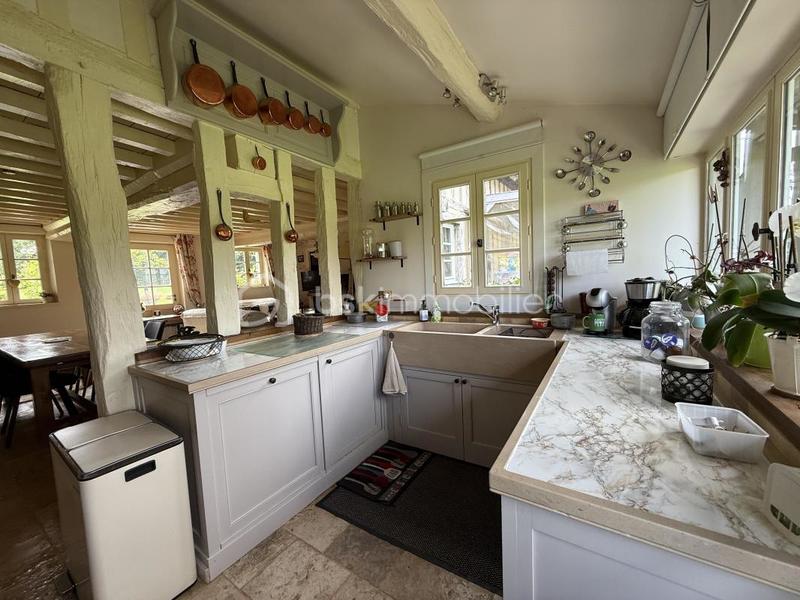 Propriété - 176 m² - 6 pièces