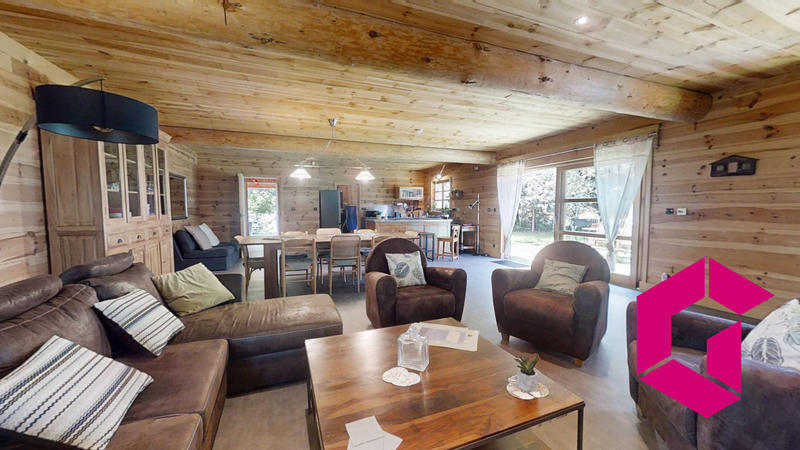 Maison - 170 m² - 4 pièces