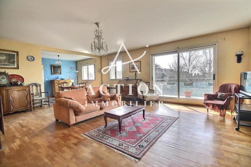 Appartement - 135 m² - 4 pièces