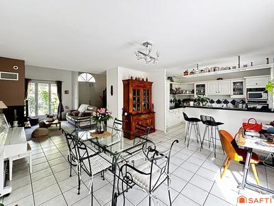 Maison - 165 m² - 7 pièces