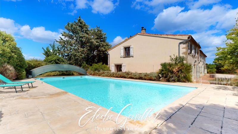 Demeure - 462 m² - 21 pièces