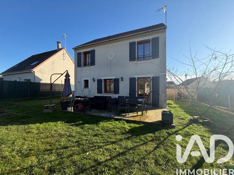 Maison - 88 m² - 5 pièces