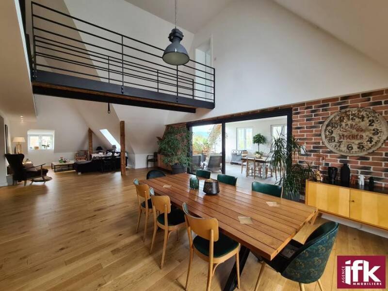 Duplex - 174 m² - 5 pièces