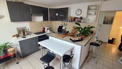 Immeuble - 130 m² - 6 pièces