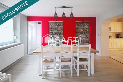 Maison - 180 m² - 8 pièces