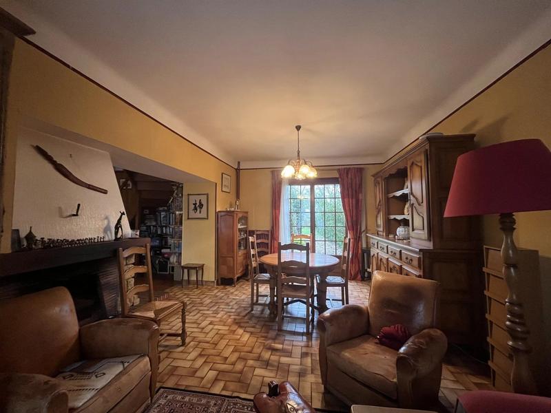 Maison - 169 m² - 5 pièces