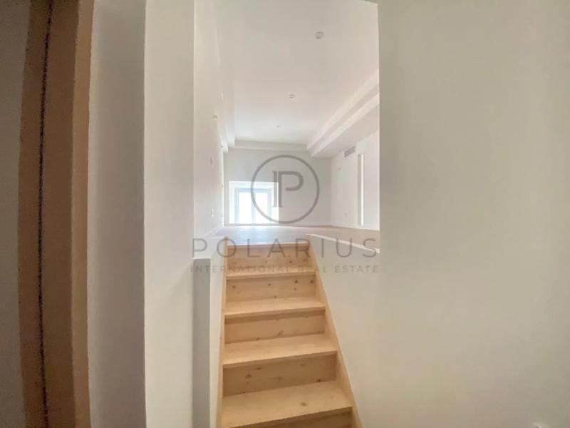 Appartement - 174 m² - 5 pièces