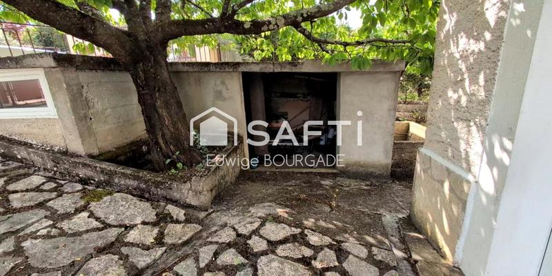 Maison - 90 m² - 6 pièces