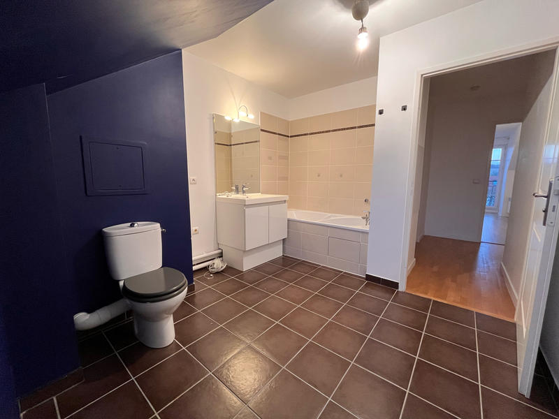 Appartement - 98 m² - 4 pièces