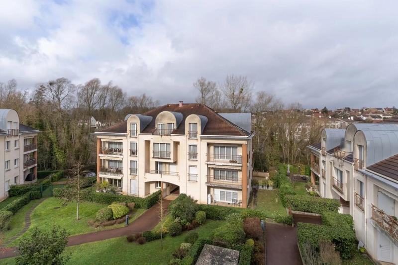 Studio - 36 m² - 1 pièce