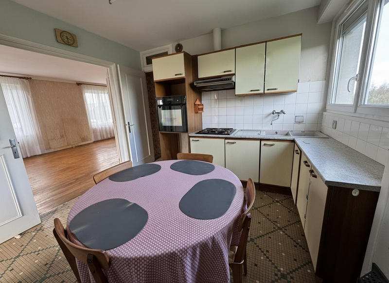 Maison - 82 m² - 5 pièces