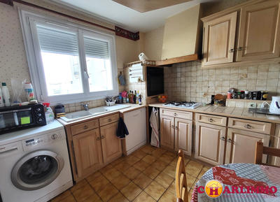 Appartement - 82 m² - 3 pièces