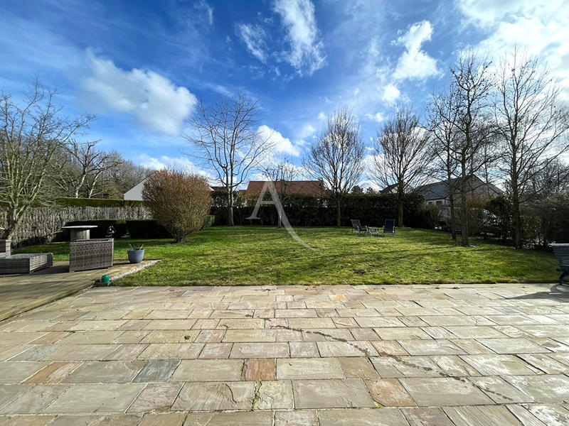 Maison - 170 m² - 7 pièces