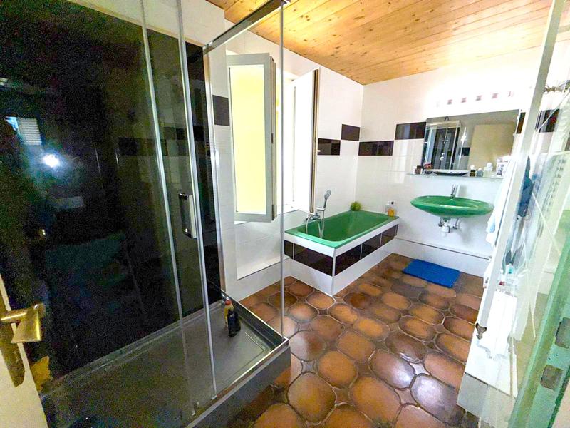 Appartement - 186 m² - 6 pièces