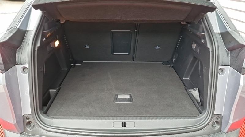 Peugeot 3008 bluehdi 130ch ss eat8 active business