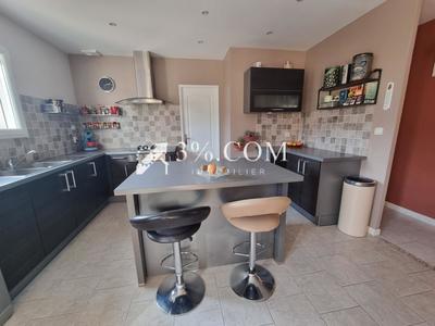 Villa - 101 m² - 4 pièces