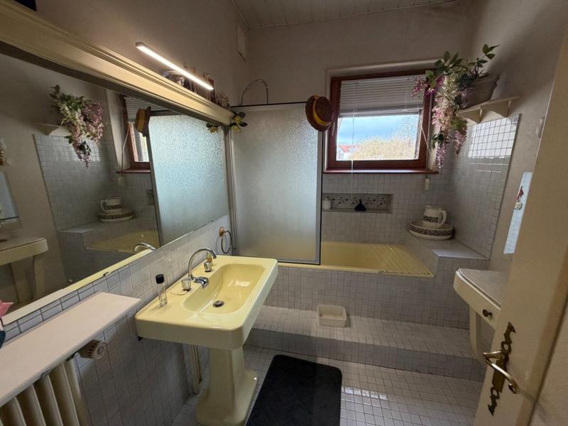 Maison - 166 m² - 7 pièces