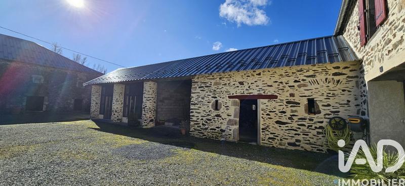 Maison - 122 m² - 5 pièces