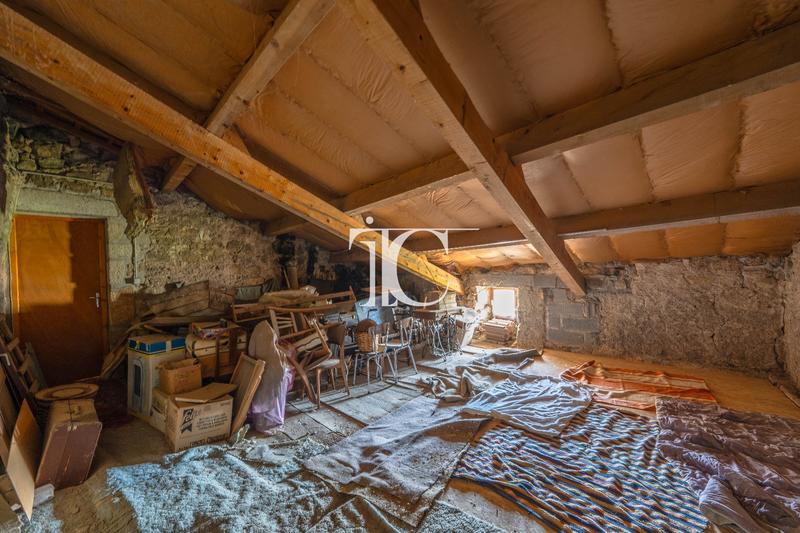 Maison - 85 m² - 5 pièces