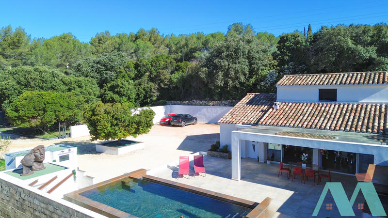 Maison - 105 m² - 4 pièces