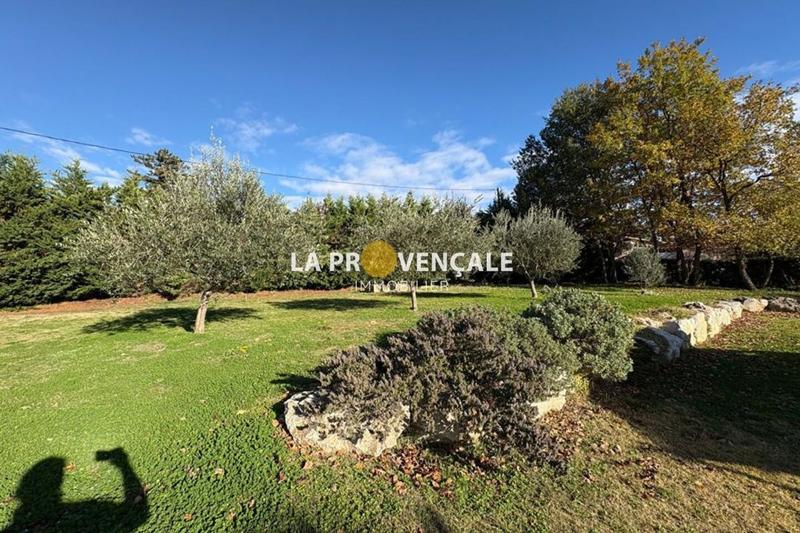 Maison traditionnelle - 171 m² - 6 pièces