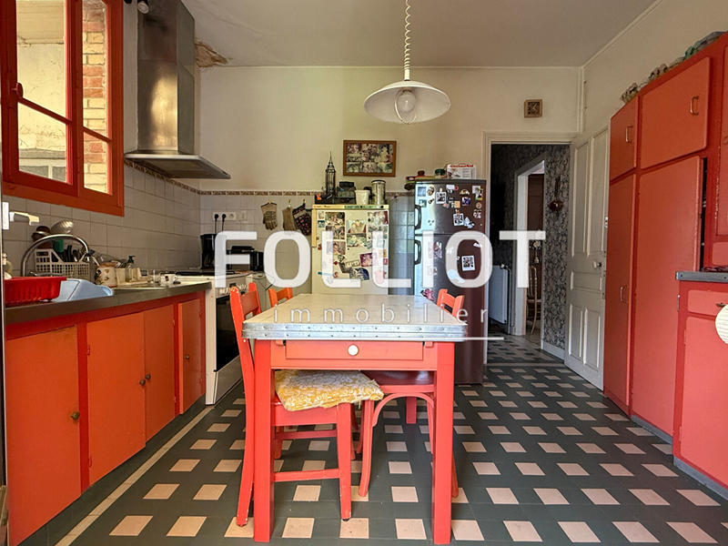 Maison - 158 m² - 9 pièces