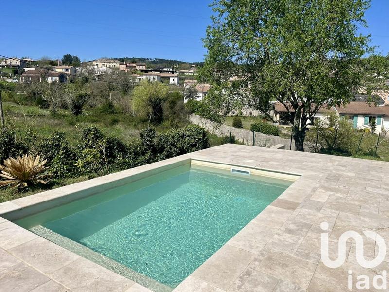 Maison - 94 m² - 4 pièces