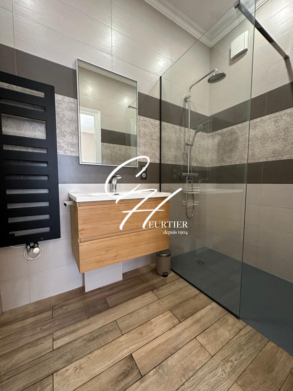 Appartement - 69 m² - 2 pièces