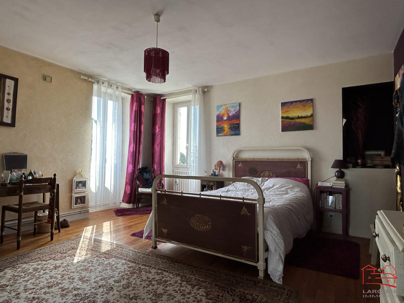 Maison ancienne - 169 m² - 6 pièces