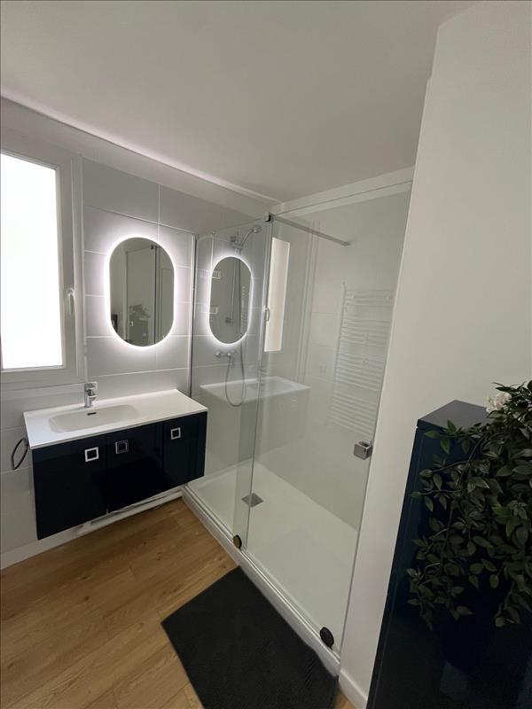 Appartement - 77 m² - 4 pièces