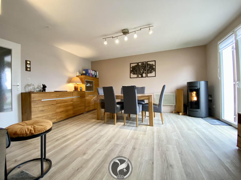 Maison - 90 m² - 4 pièces