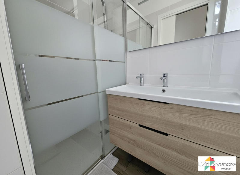 Appartement - 74 m² - 4 pièces