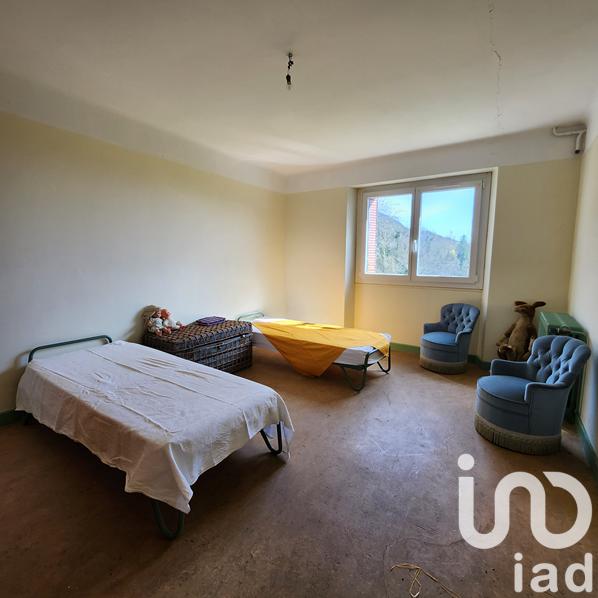 Maison - 187 m² - 7 pièces