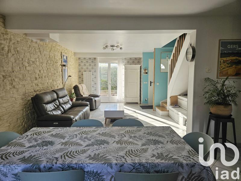 Maison - 183 m² - 9 pièces