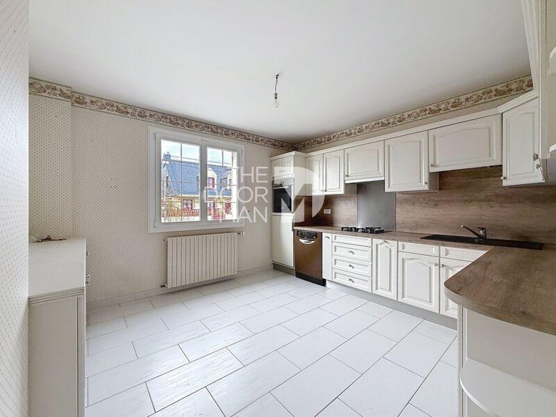 Maison - 97 m² - 5 pièces