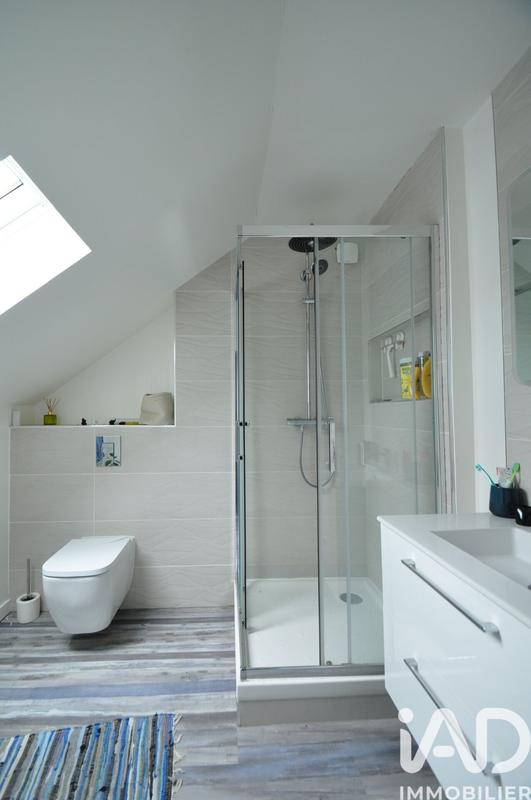 Maison - 140 m² - 7 pièces