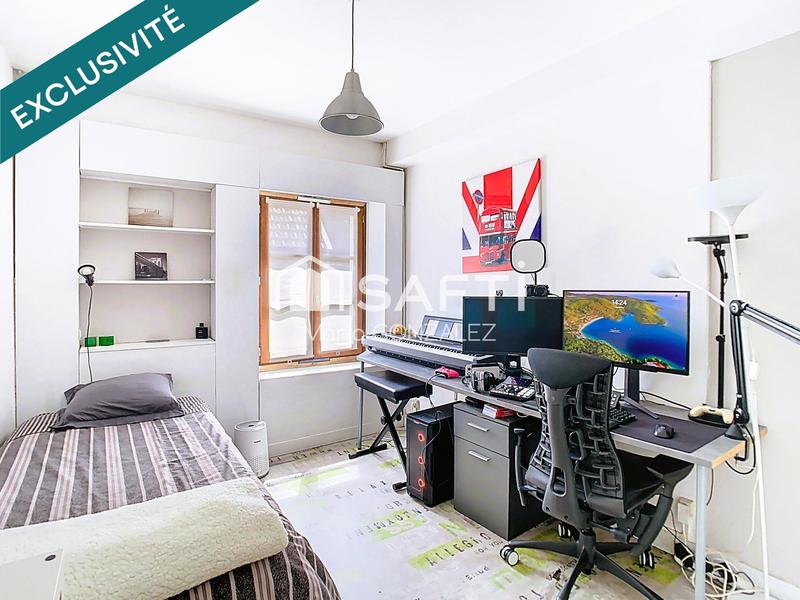 Maison - 180 m² - 8 pièces