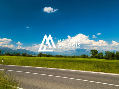 Terrain constructible - 300 m²