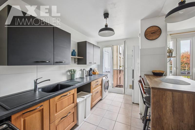 Appartement - 80 m² - 4 pièces