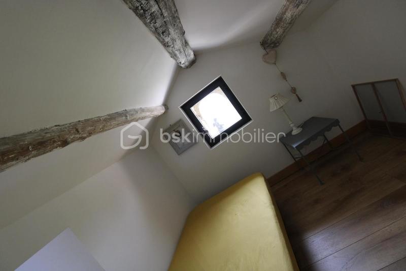 Demeure - 150 m² - 9 pièces